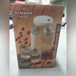 NWT Hard Seltzer Brew Kit by Hammer + Axe Great Gift